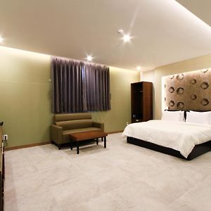 The King Hotel